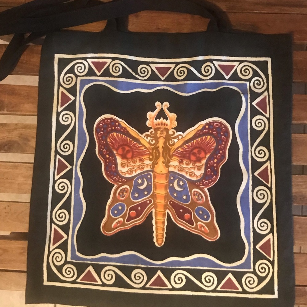 Large Artsy Butterfly Queen Tote
